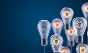 Illustration of glowing gear mechanisms inside transparent light bulbs on a dark blue background, symbolizing innovation, ideas, technology, and problem-solving.